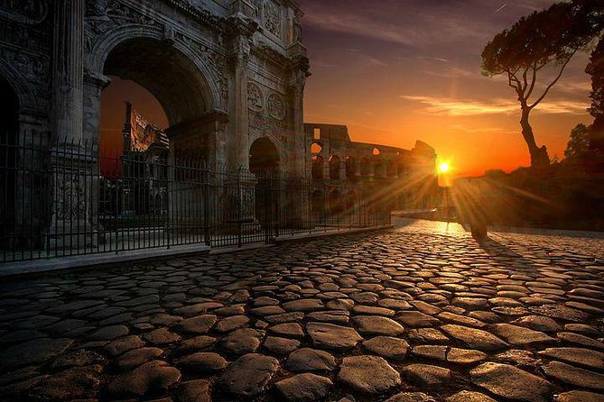 Amazing Sunrise Tour in Rome - Accessibility and Group Size