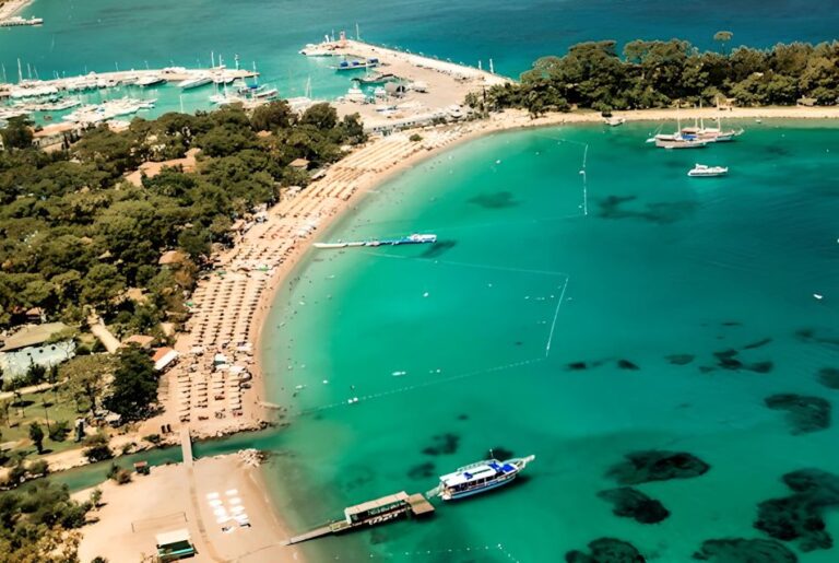 Antalya/Kemer: Phaselis Yacht Trip for Families and Couples