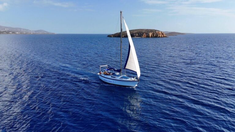 Antiparos: Private Sailing Cruise With Swim Stops and Lunch