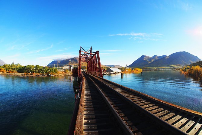 Arctic Day: Carcross & Southern Lakes Hiking Tour | Full Day Explore Yukons Grandeur