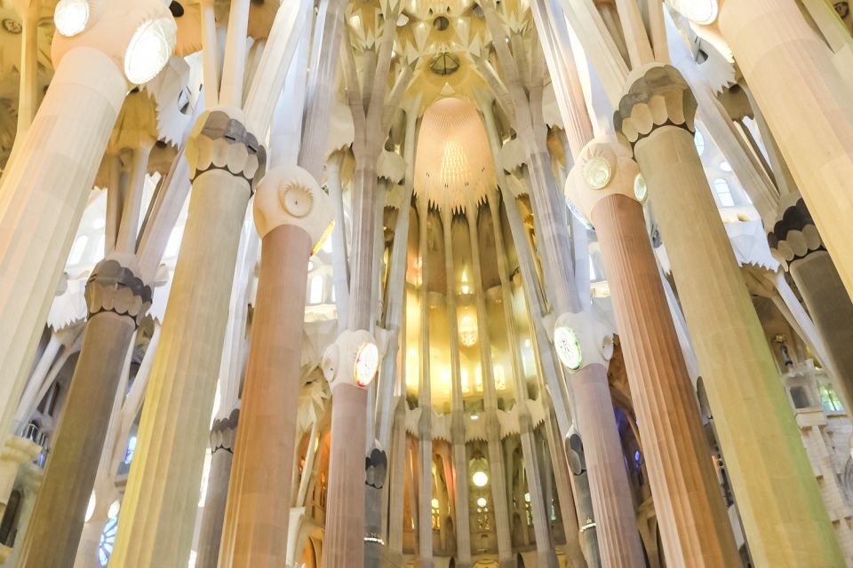 Barcelona: Sagrada Familia & Montserrat Full-Day With Pickup - Roman Origins and History