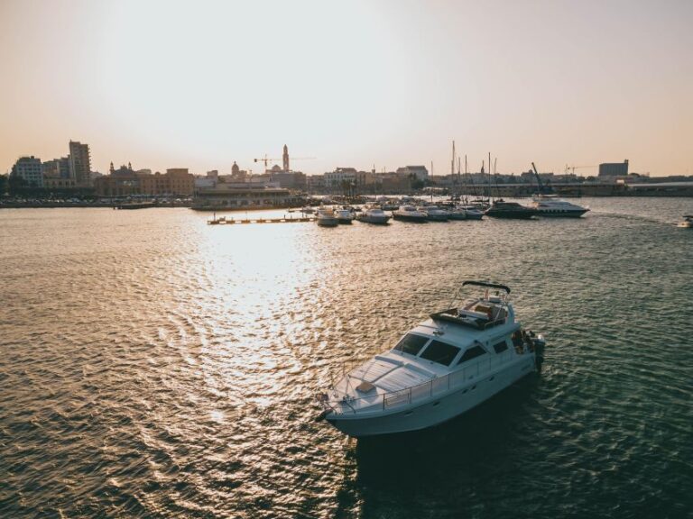 Bari: Boat Tour With Snorkeling and Prosecco