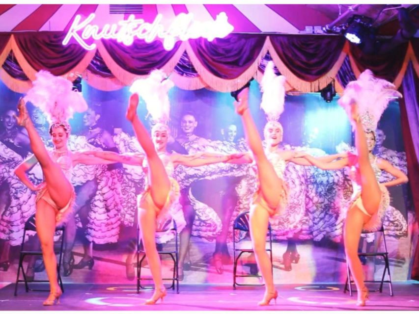 Berlin: Love Spot Ticket With Variety Show and Dinner - Knutschfleck Berlin: Dazzling Variety