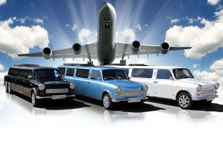 Berlin: Trabi Limousine Airport Transfer With City Tour