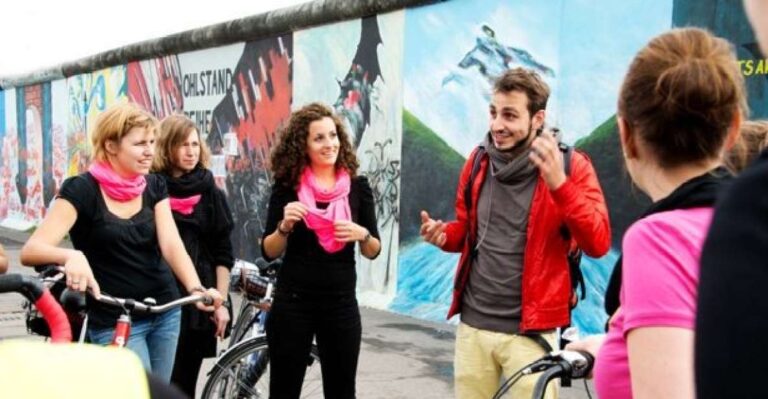 Berlin: Vibes of Berlin Bike Tour