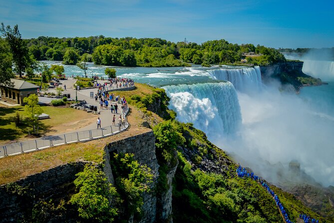 Best of Niagara Falls Guided Walking Tour