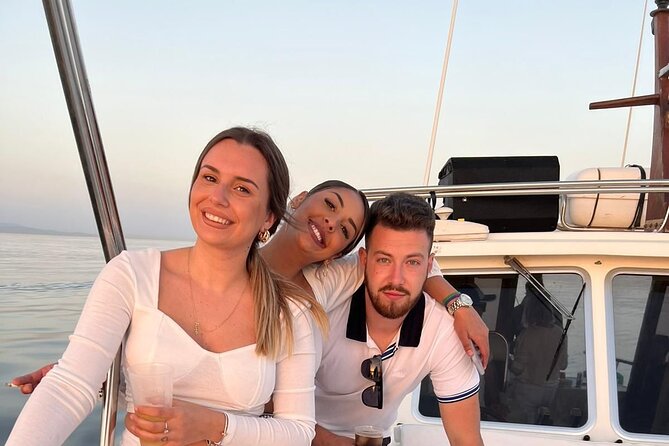 Boat Trip Through the Bay of Estepona - Whats Included in the Experience