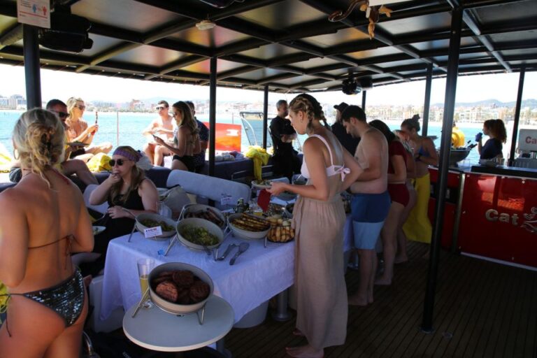 Cambrils: Private Catamaran Luxury 3h Drinks,snacks Pickup Tour Overview