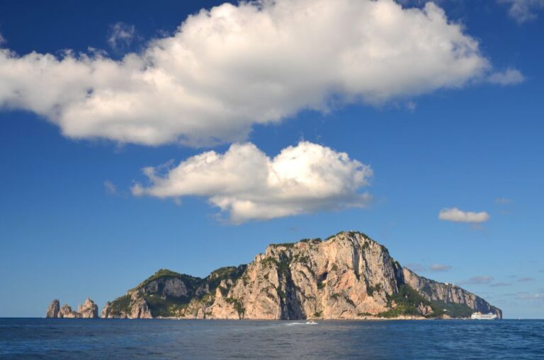 Capri: Private Boat Island Tour Tour Overview