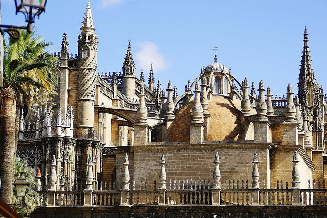 Cathedral & Giralda of Seville Exclusive Group, Max. 8 Travelers - Tour Inclusions