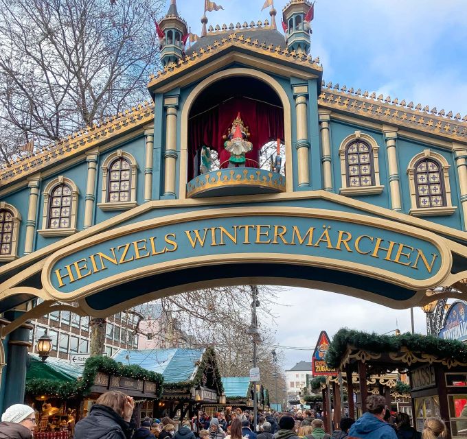 Christmas Market Tour Around the Cathedral - Exploring the Christmas Charm