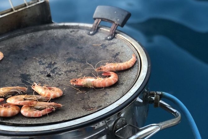 Cinque Terre Lunch Boat Tour - Inclusions and Amenities