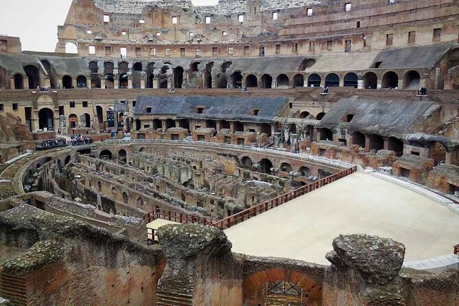 Colosseum Walking Tour With Roman Forum and Palantine Hill Access