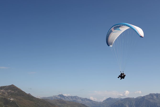 Davos Paragliding Private Tandem Pilot Half Day - Scenic Mountain Views