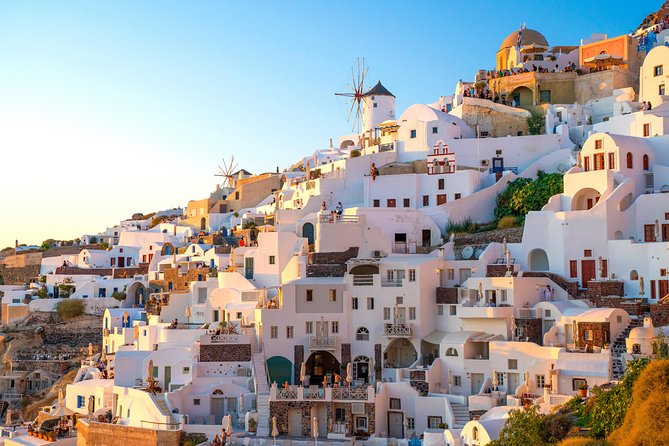 Discover Santorini in a Day- Private Tour 6 Hours