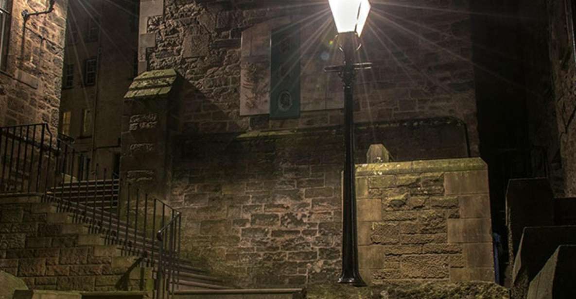 Edinburgh: 2-Hour Nighttime Ghost Tour - Explore Edinburghs Dark History