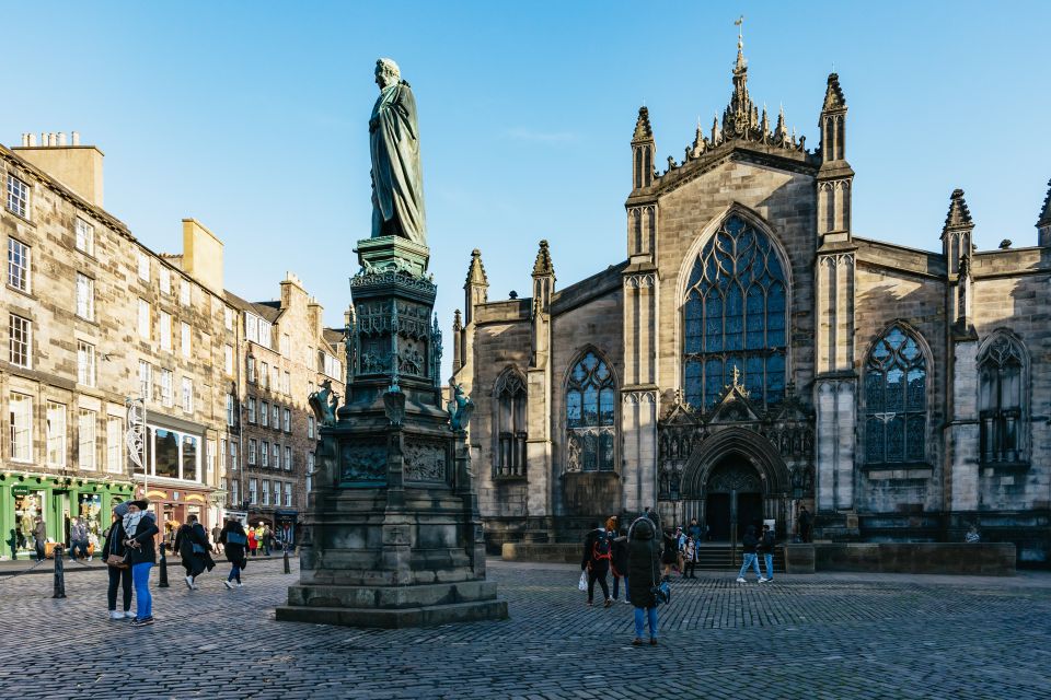 Edinburgh: 3-Hour Guided Walking Tour - Exploring Edinburghs Historical Highlights