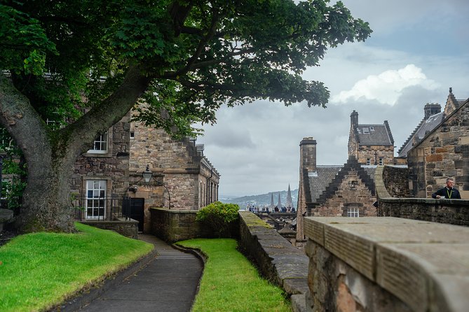 Edinburgh Castle Private Tour With Ticket & Guide Included Meeting And Pickup