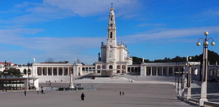 Fatima Private Day Trip From Porto Visiting The Sanctuary Of Our Lady