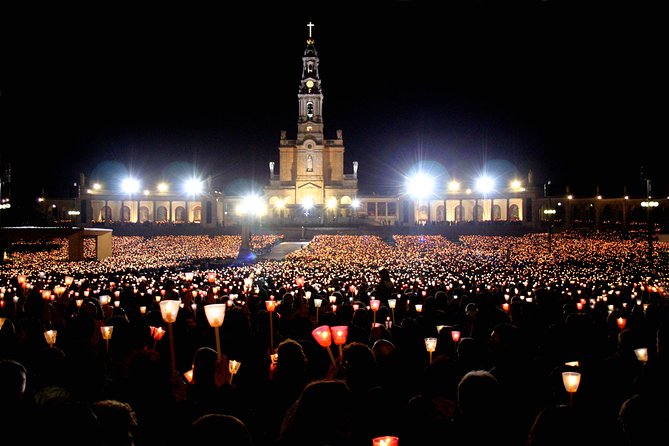 Fátima With Optional Candle Procession Half Day Private Tour From Lisbon - Visiting the Basilica and Chapel