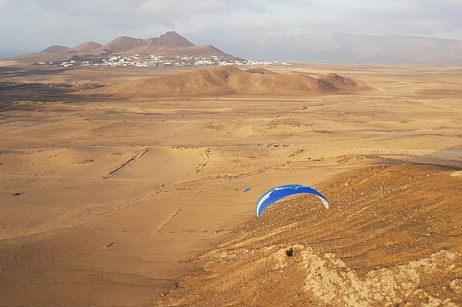 Flying Paragliders Over Lanzarote Tour Highlights