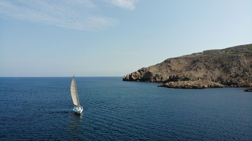 Fornells Bay: Sunset Sailing Trip by Sailboat - Inclusions