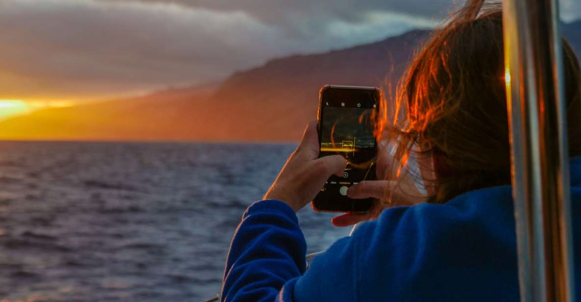 From Funchal: Cabo Girao Sunset Cruise With Drink - Cruise Overview