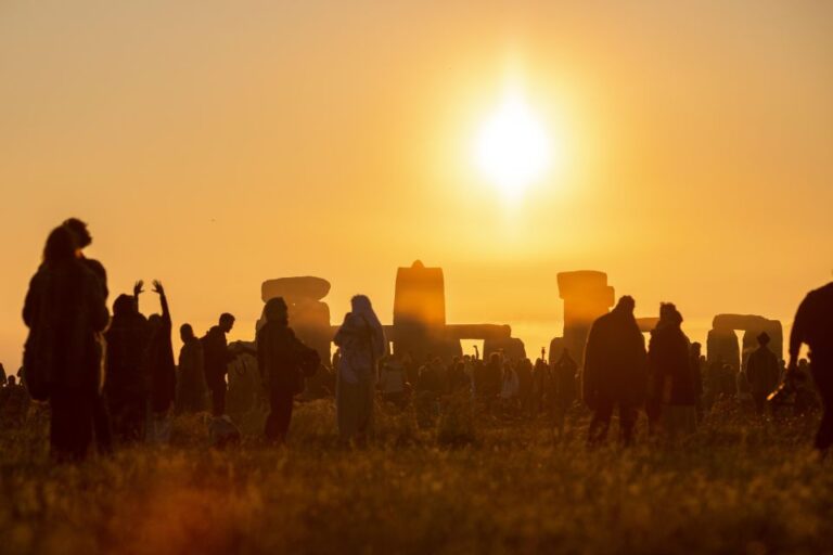 From London: Stonehenge Summer Solstice Sunset Tour (jun 20) Tour Overview