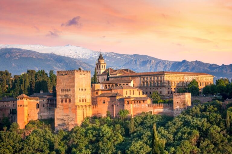 From Malaga: Alhambra Guided Tour With Entry Tickets Tour Overview