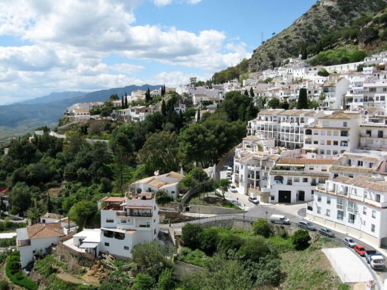 From Malaga: Mijas Private Day Trip Exploring Mijas Pueblos White Houses