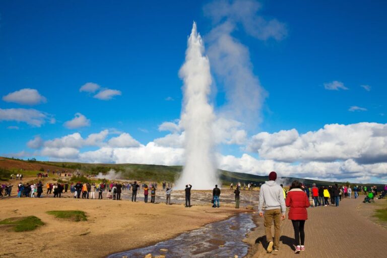 From Reykjavik: 7.5 Hour Golden Circle Express Tour Tour Details