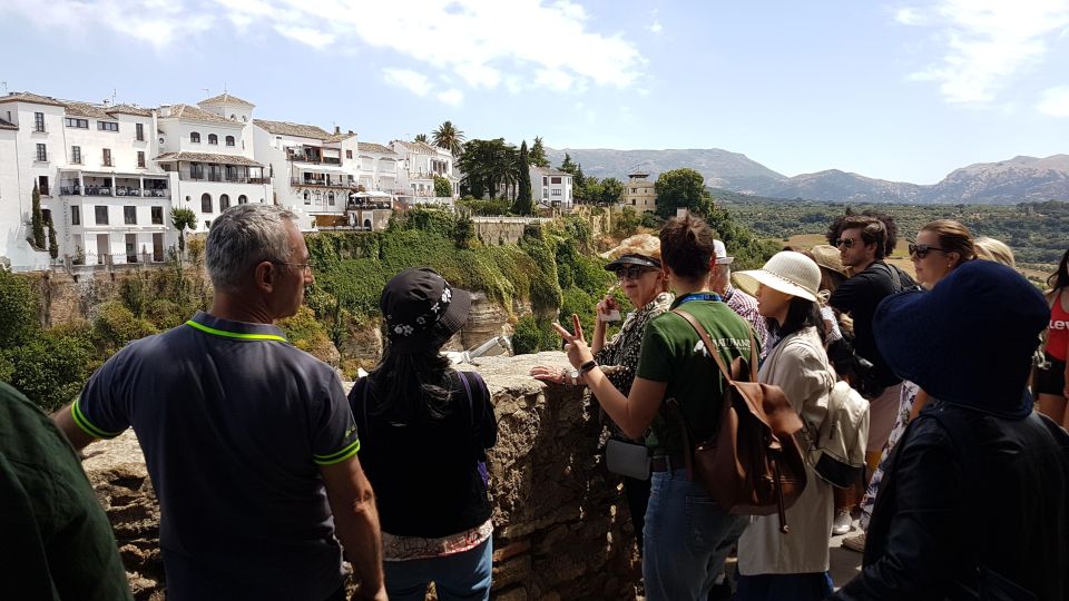 From Seville: Private Day Trip to Ronda and Córdoba - Explore Rondas Charm