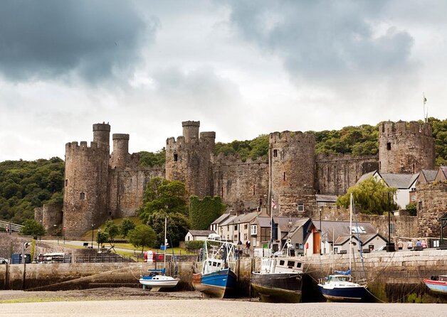 Full-Day North Wales Sightseeing Adventure From Manchester - Llandudno and Conwy Castle