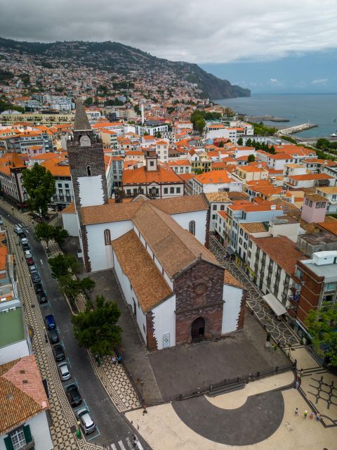 Funchal City Tour (1h30) Tour Details