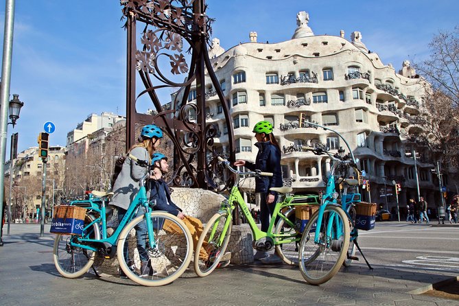 Gaudi E-Bike Tour in Barcelona - Tour Overview