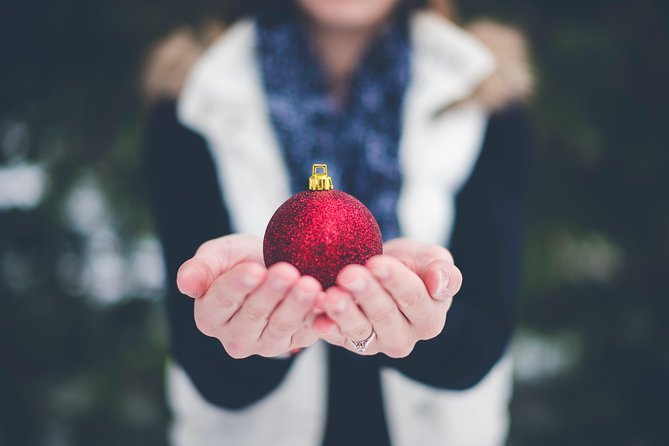 Get in the Holiday Spirit With a Scavenger Hunt by Holly Jolly Hunt in Nanaimo