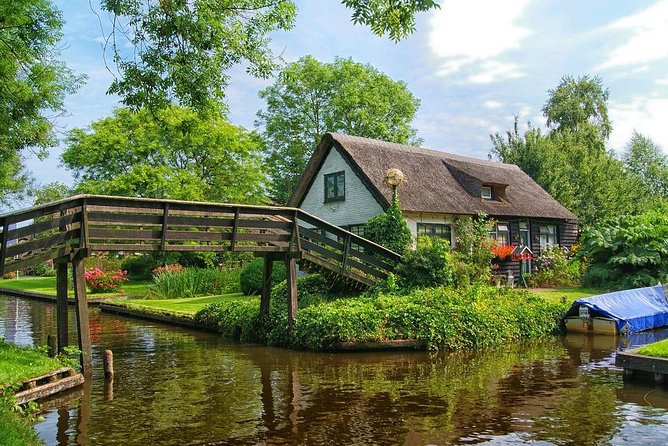 Giethoorn Private Day Tour With Canal Cruise And Windmills From Amsterdam Inclusions And Services