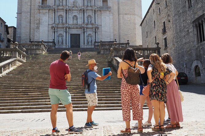 Girona History, Legends, and Food Walking Tour With Food Tasting - Walking Through the Jewish Quarter