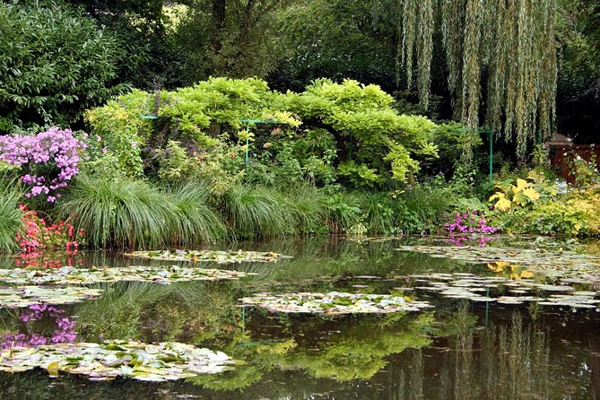 Giverny and Monets Garden Half-Day Trip From Paris - Tour Details