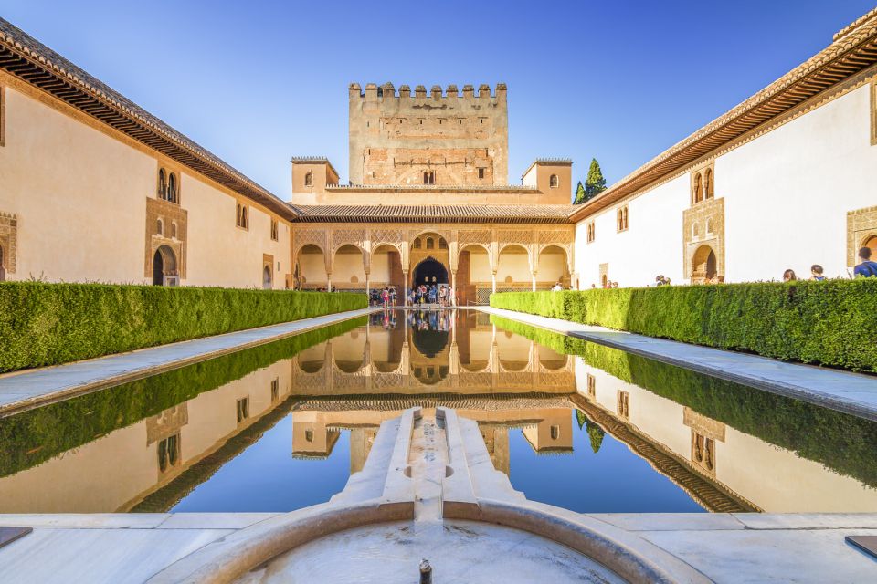 Granada: Alhambra, Generalife & Albaicin Private Tour - Tour Duration and Inclusions