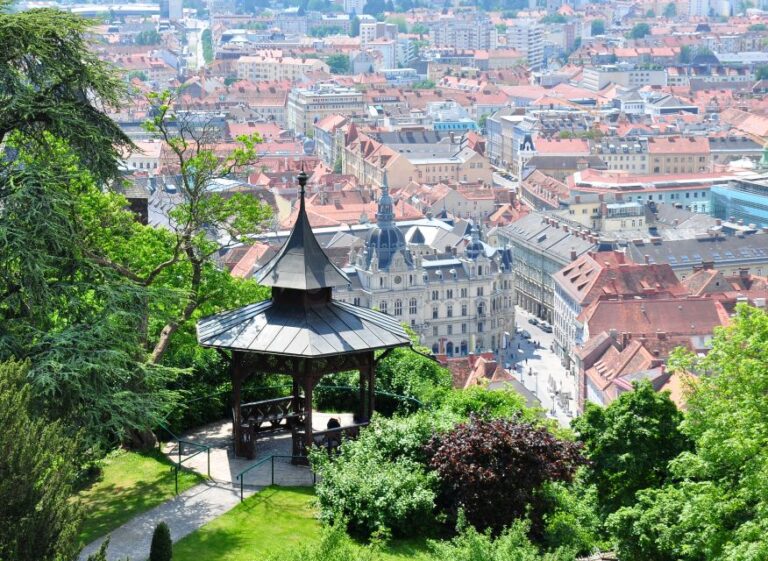 Graz: Schlossberg Private Guided Tour Tour Overview