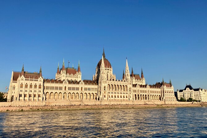 Half Day Budapest City Tour By Car / Minivan Tour Overview