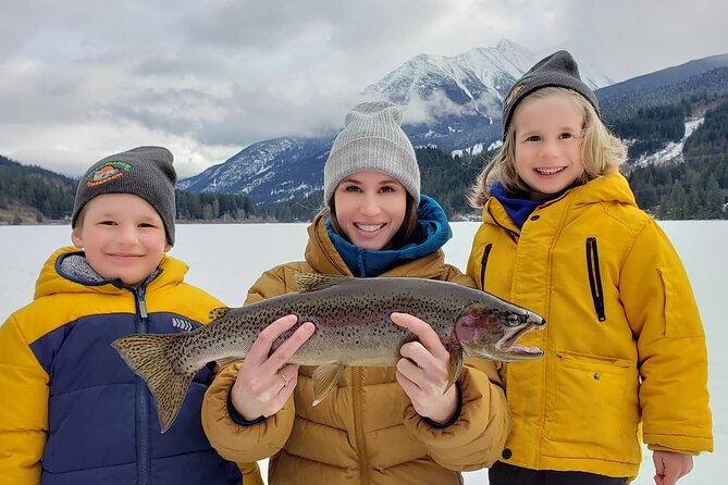 Half Day Ice Fishing Whats Included