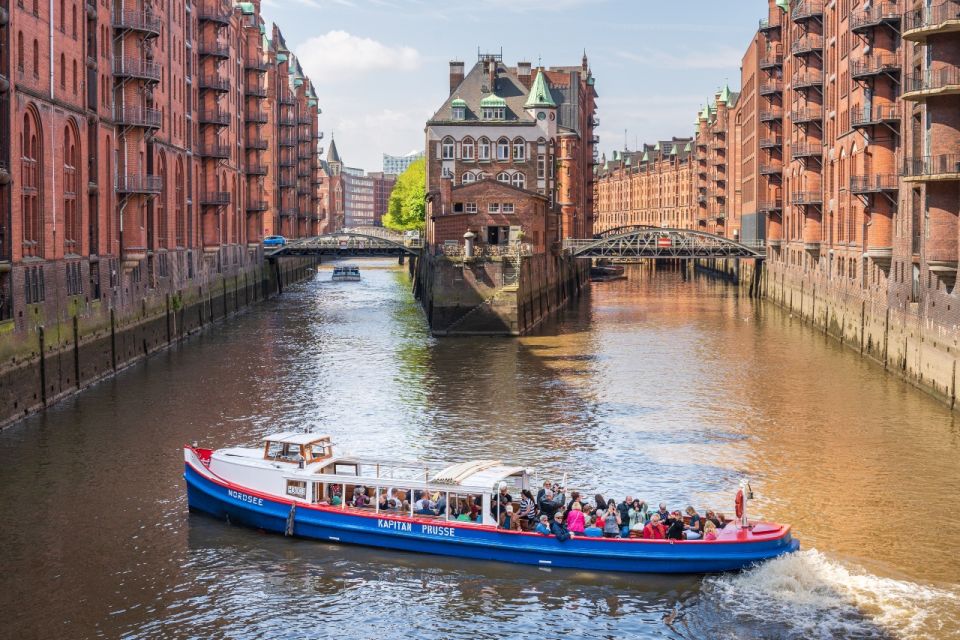 Hamburg: 2-Hour Harbor Boat Tour XXL With Live Commentary - Explore the Port of Hamburg