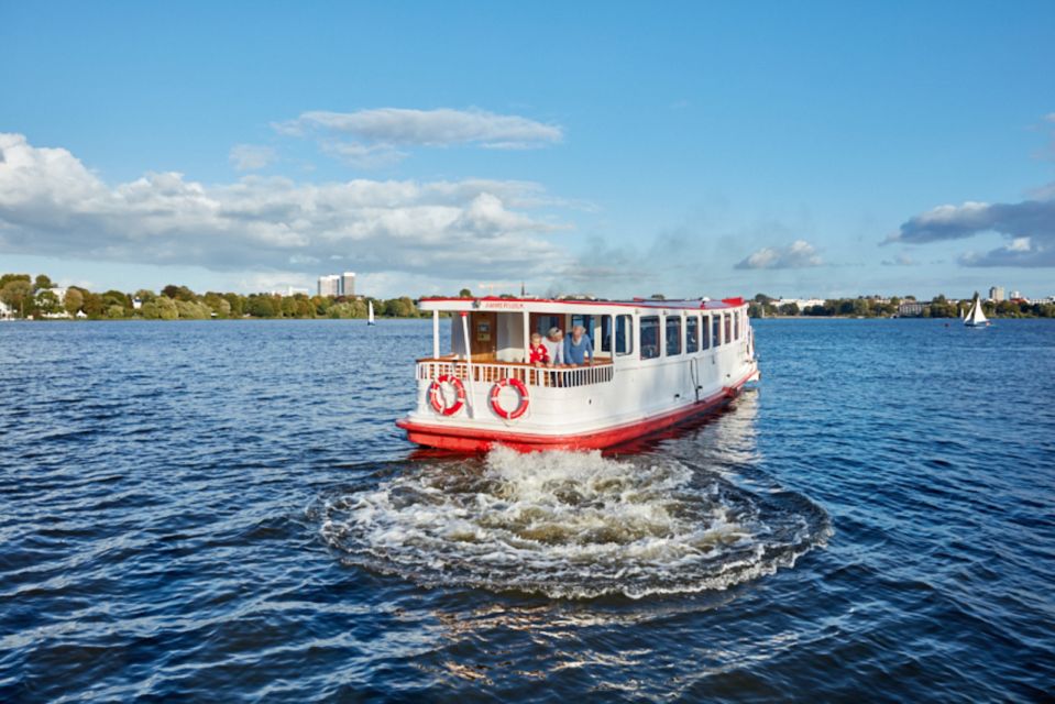 Hamburg: City Cruise on Alster Lake - Alster Lake Cruise Highlights