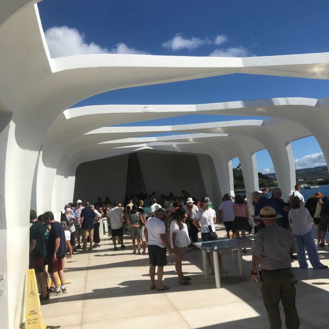 Hawaii: Visit Pearl Harbor and Downtown Honolulu (5 Hour) - Tour Details