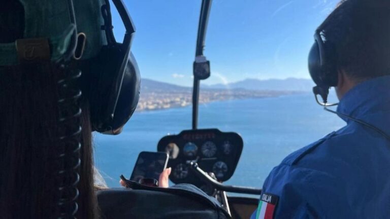 Helicopter Tour of Naples and Pompeii