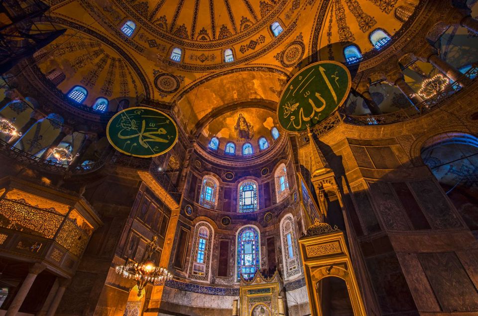 Highlights of Turkey:7 Day Guided Tour Istanbul & Cappadocia - Exploring Istanbuls Old Town