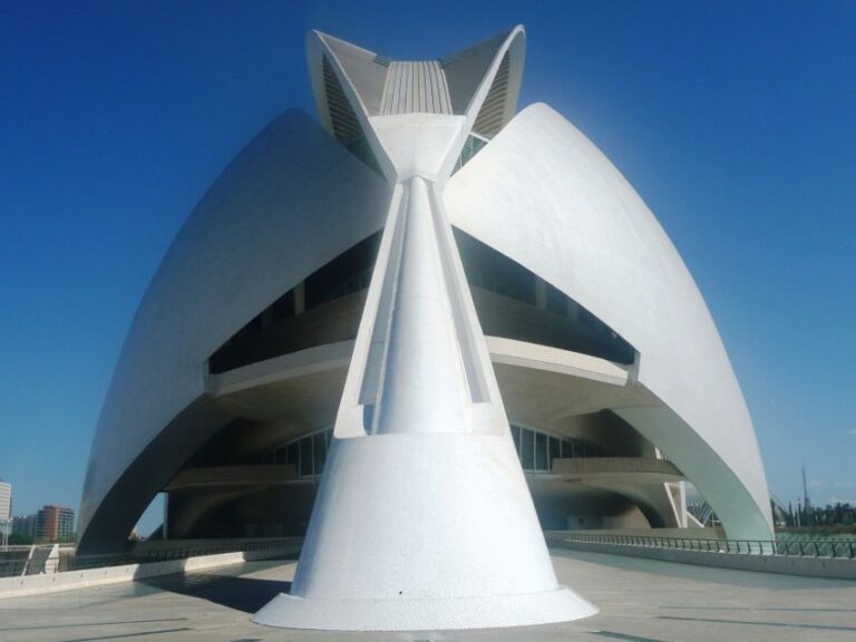 Highlights Of Valencia: Private Half Day Tour City Of Arts And Sciences