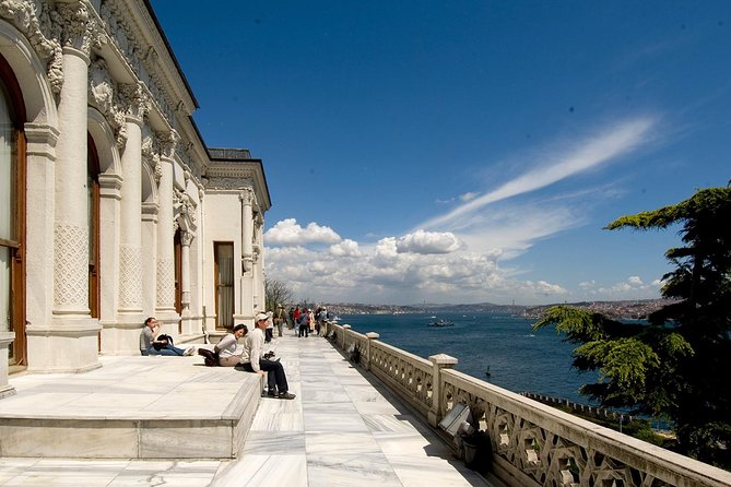 Istanbul Topkapi Palace And Harem Small Group Guided Tour Exploring Topkapi Palace